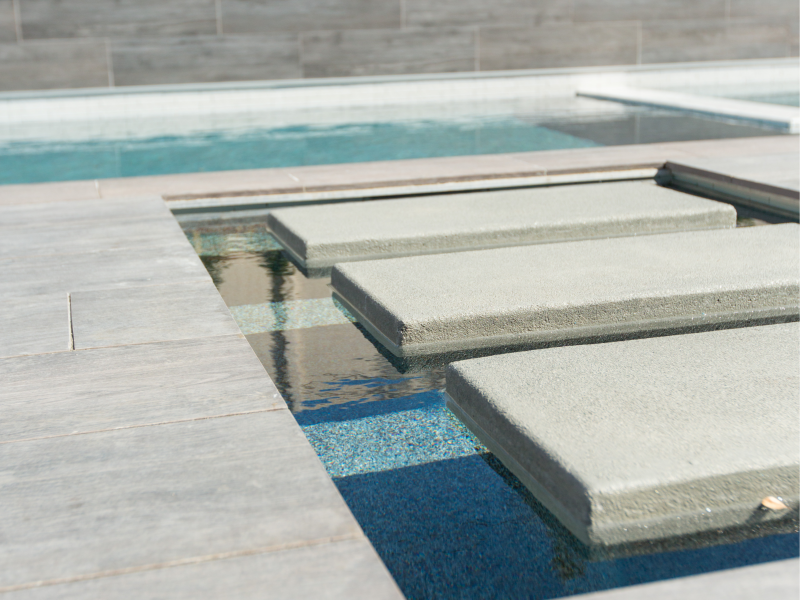 Pool stepping stone detail Nature With Style